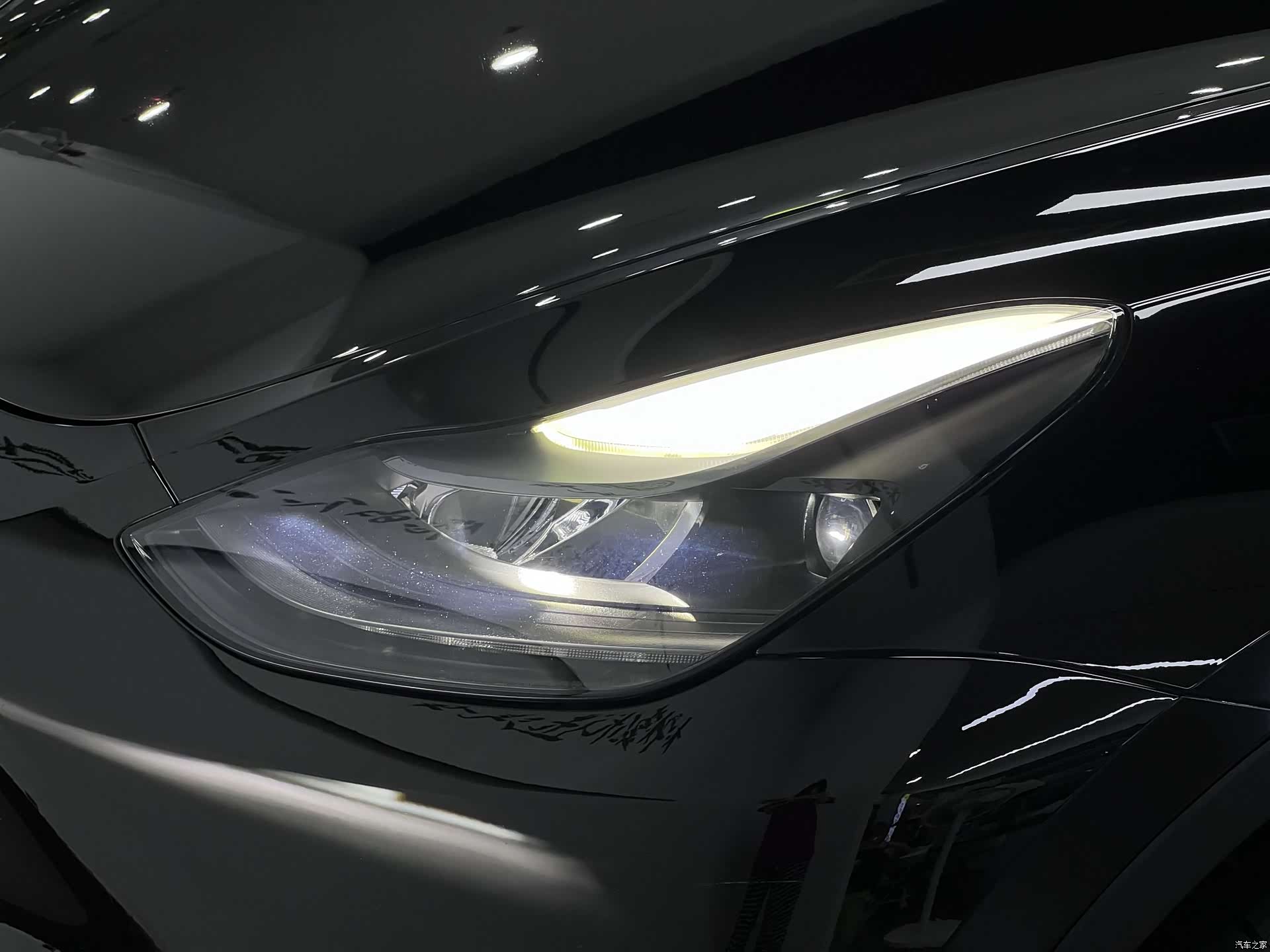 Tesla Model Y, 2021 14