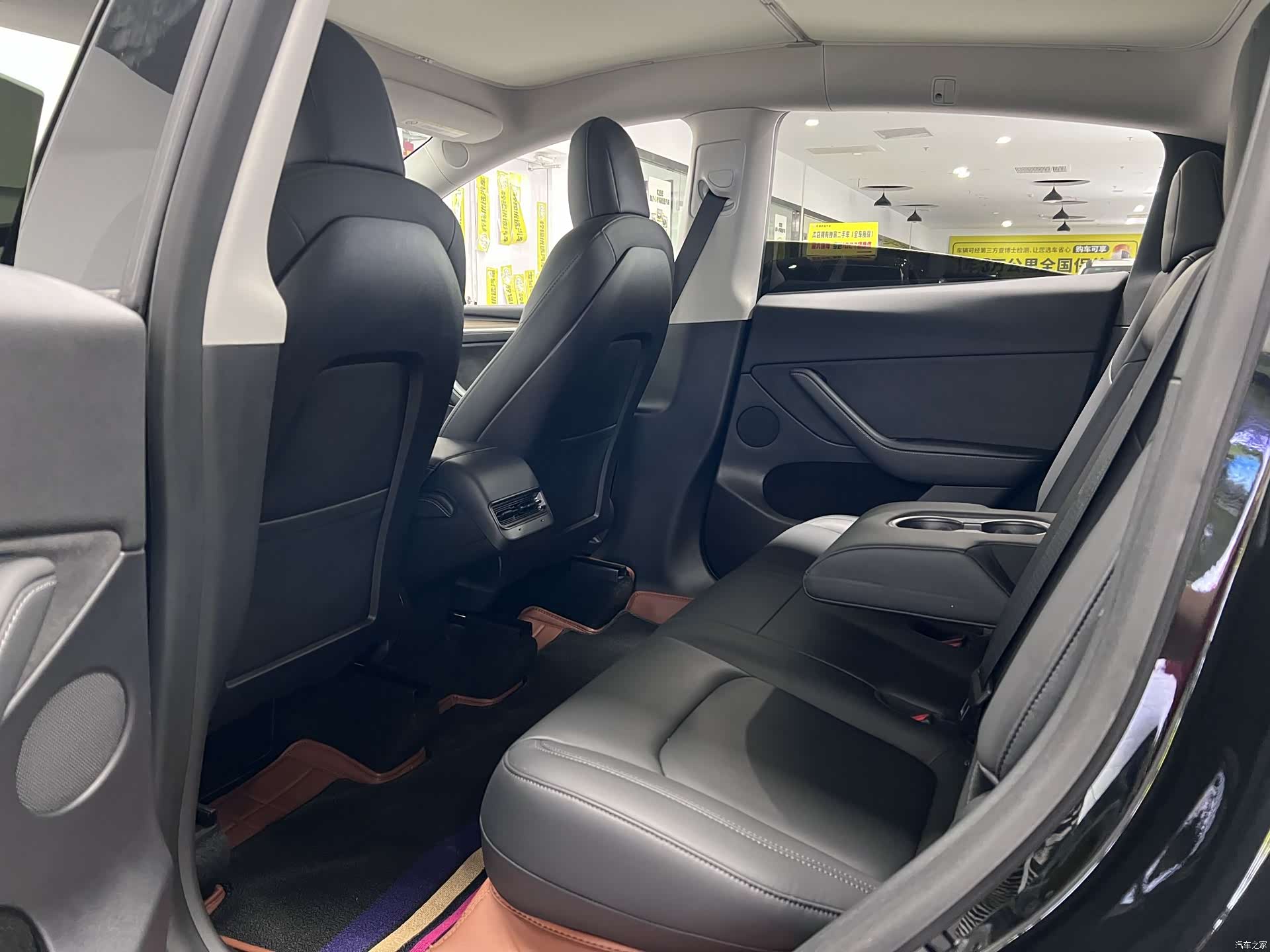 Tesla Model Y, 2021 21