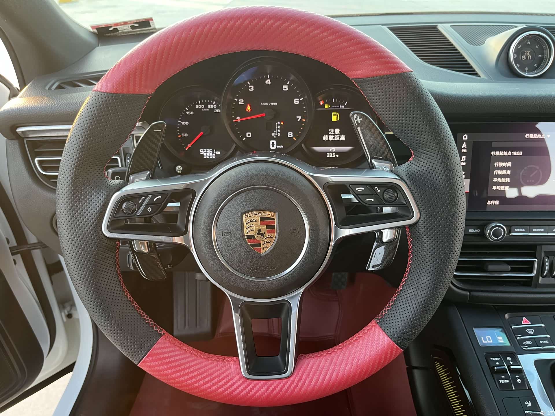 Porsche Macan, 2019 12