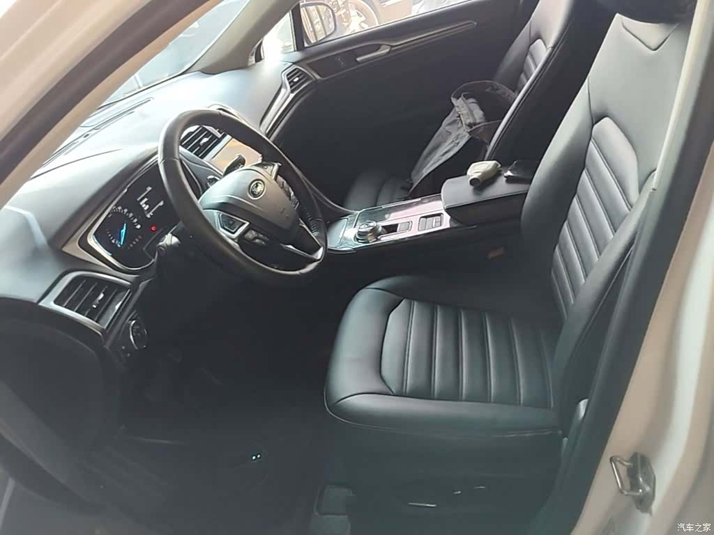 Ford Mondeo, 2019 15