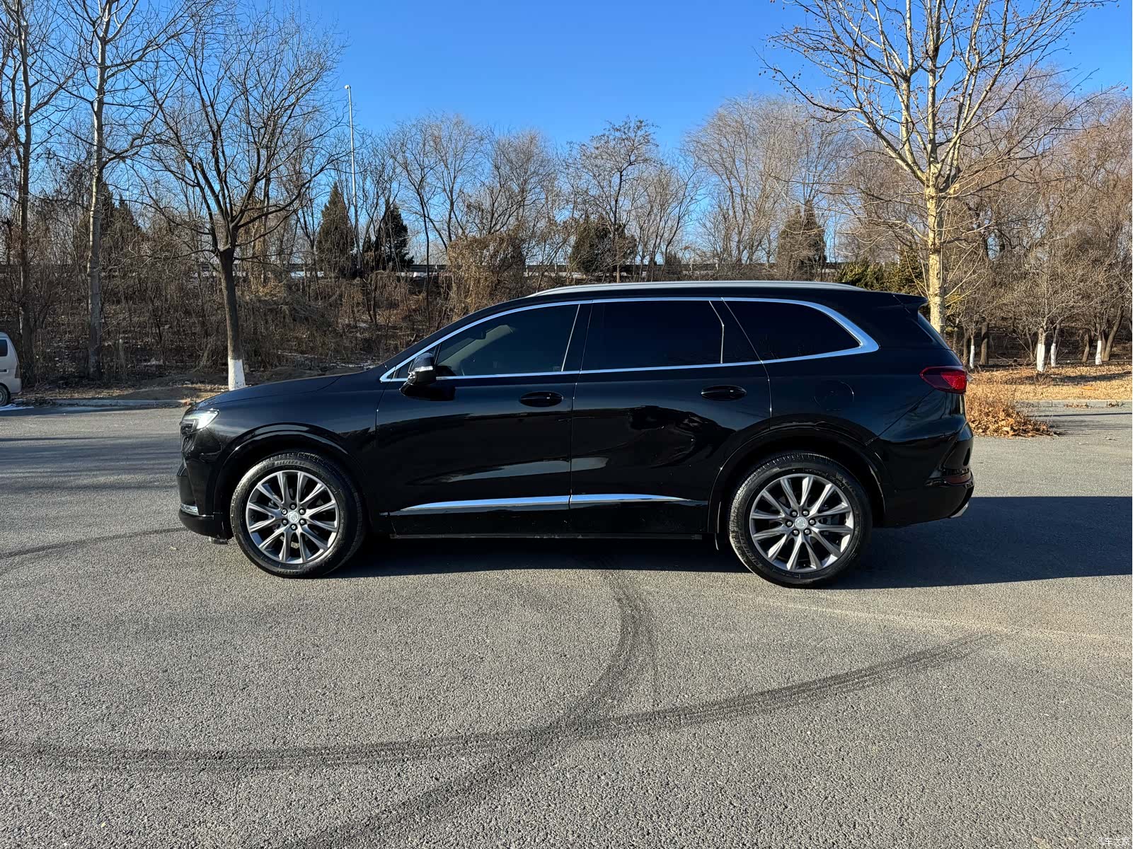 Buick Enclave, 2022 все фото