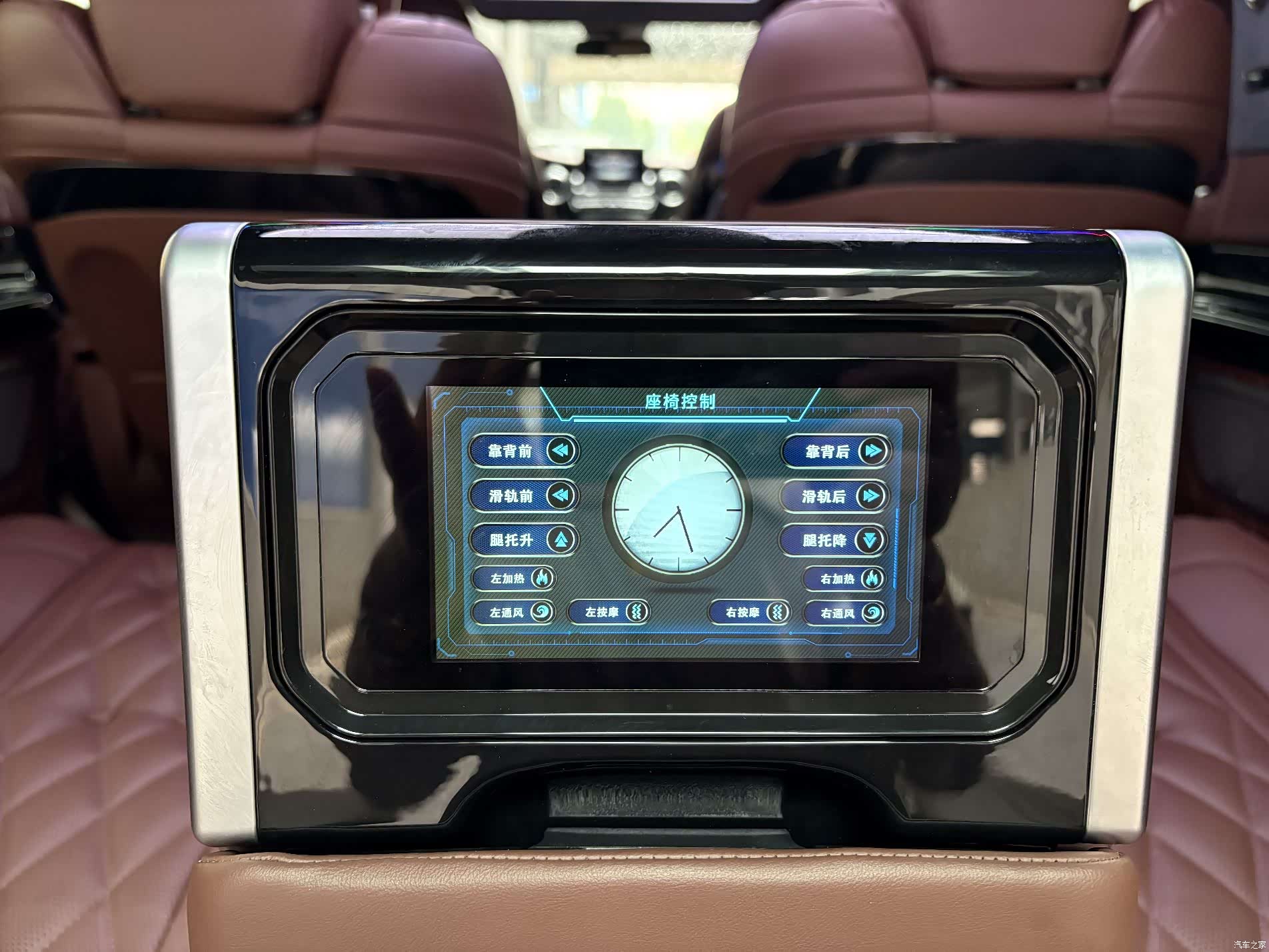 Mercedes-Benz V-Class, 2020 10