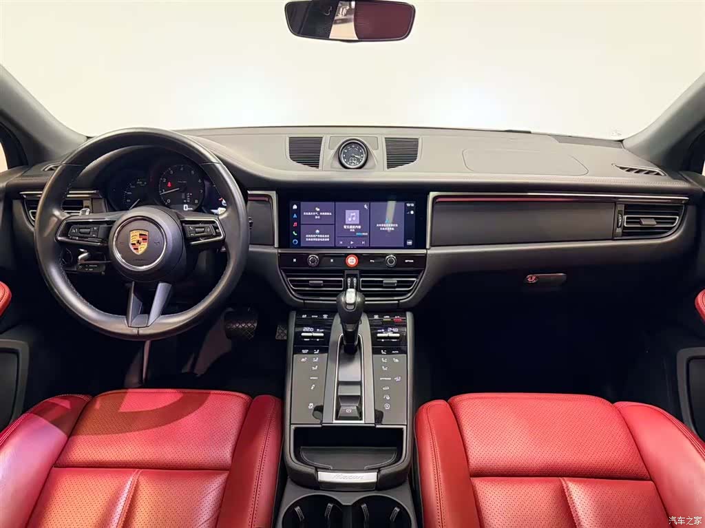 Porsche Macan, 2024 9