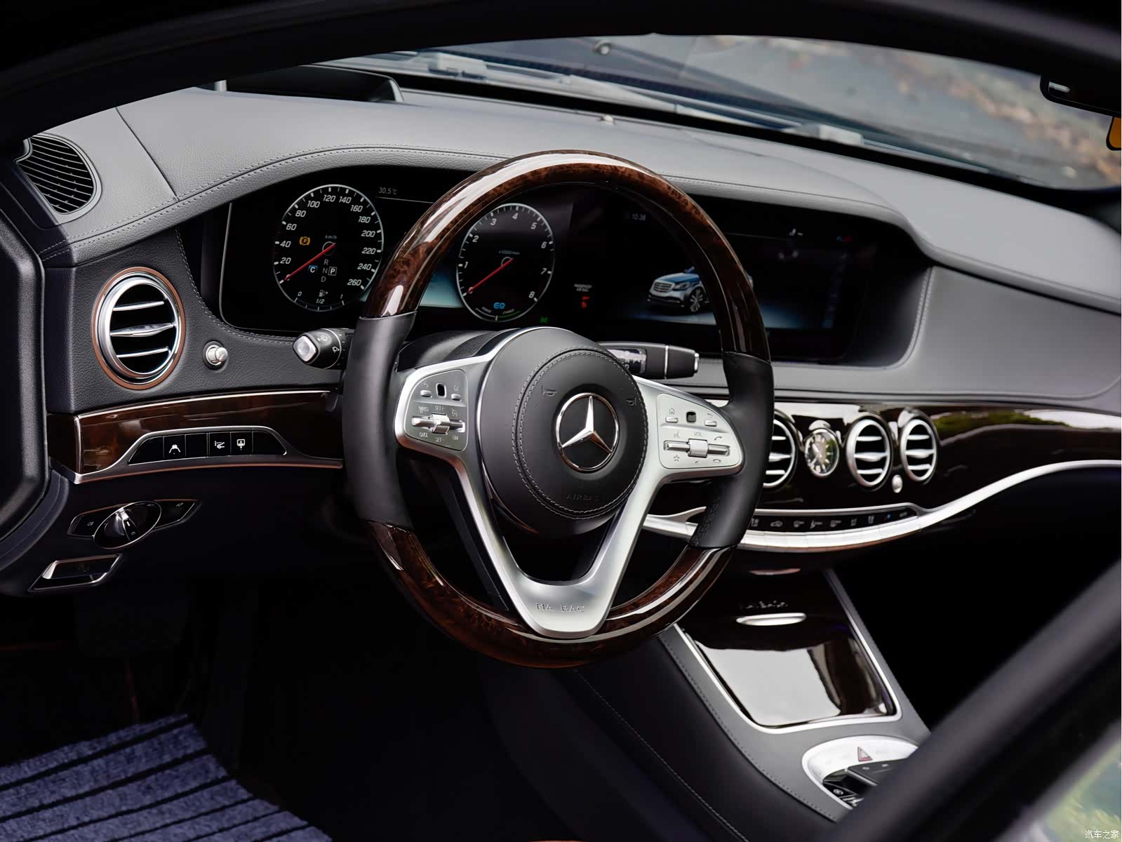 Maybach S-Class, 2020 9