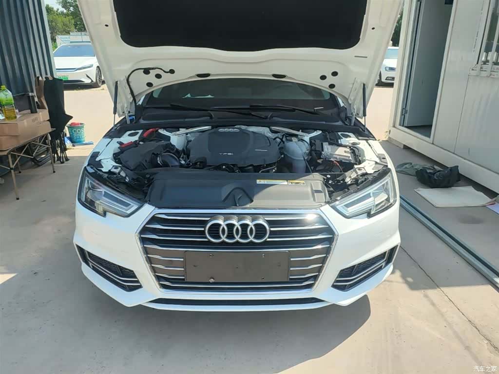 Audi A4L, 2019 20
