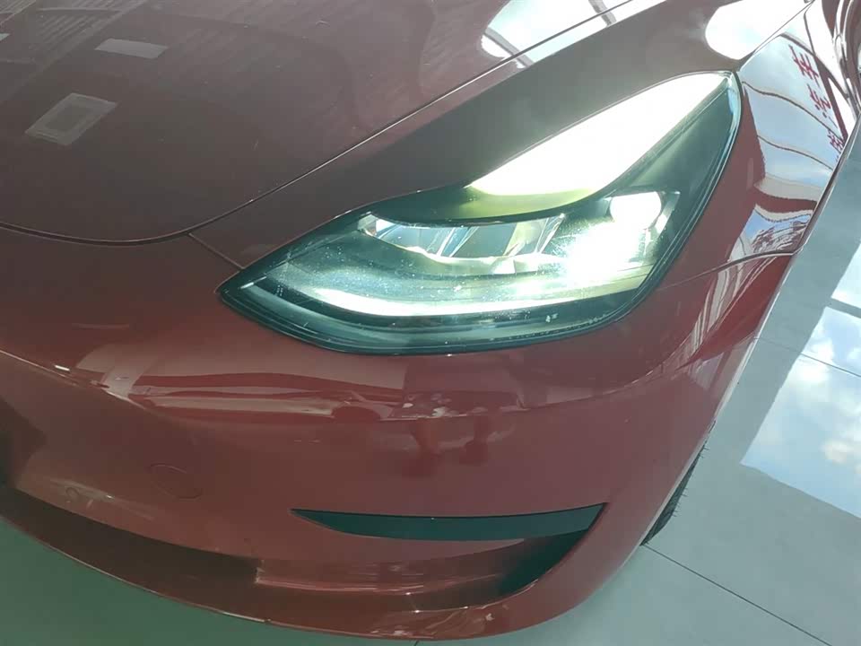 Tesla Model 3 Tesla Model 3