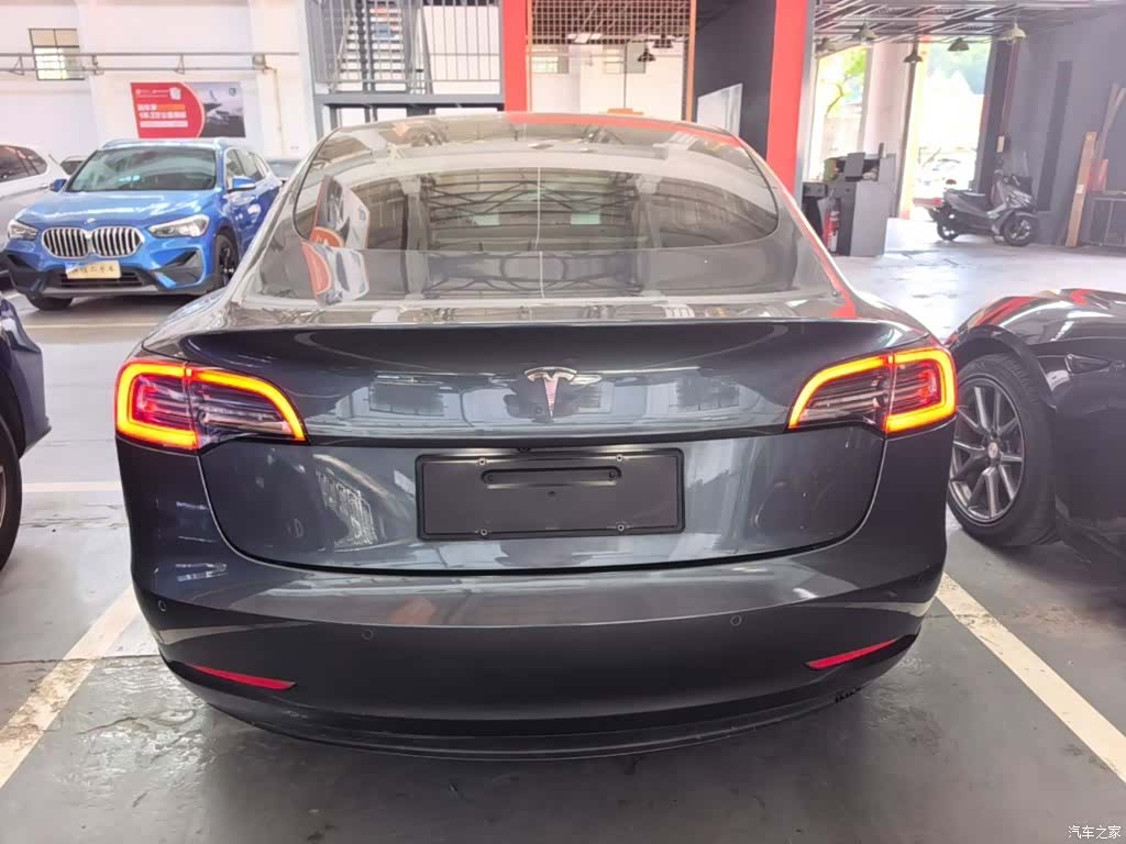 Tesla Model 3, 2019 6