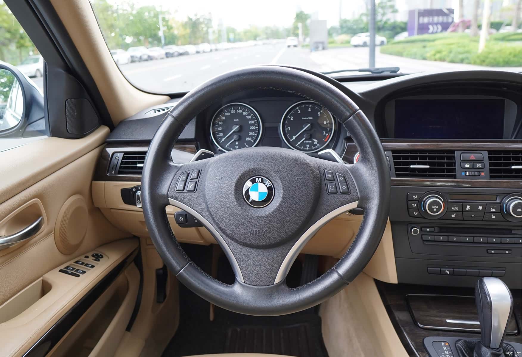 BMW 3 Series, 2011 8