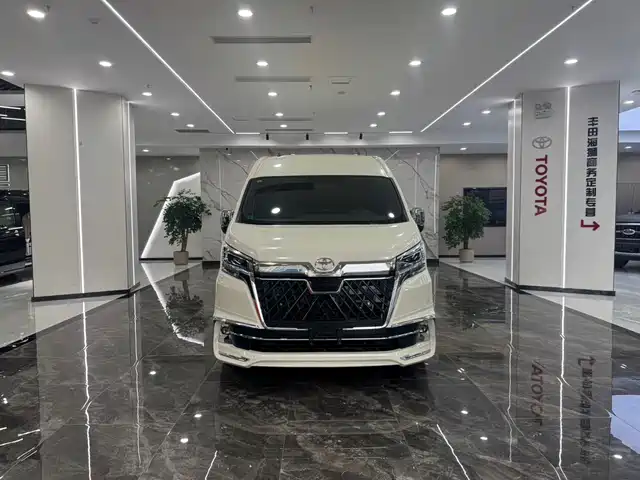 Toyota HIACE 2026 — купить из Китая под заказ