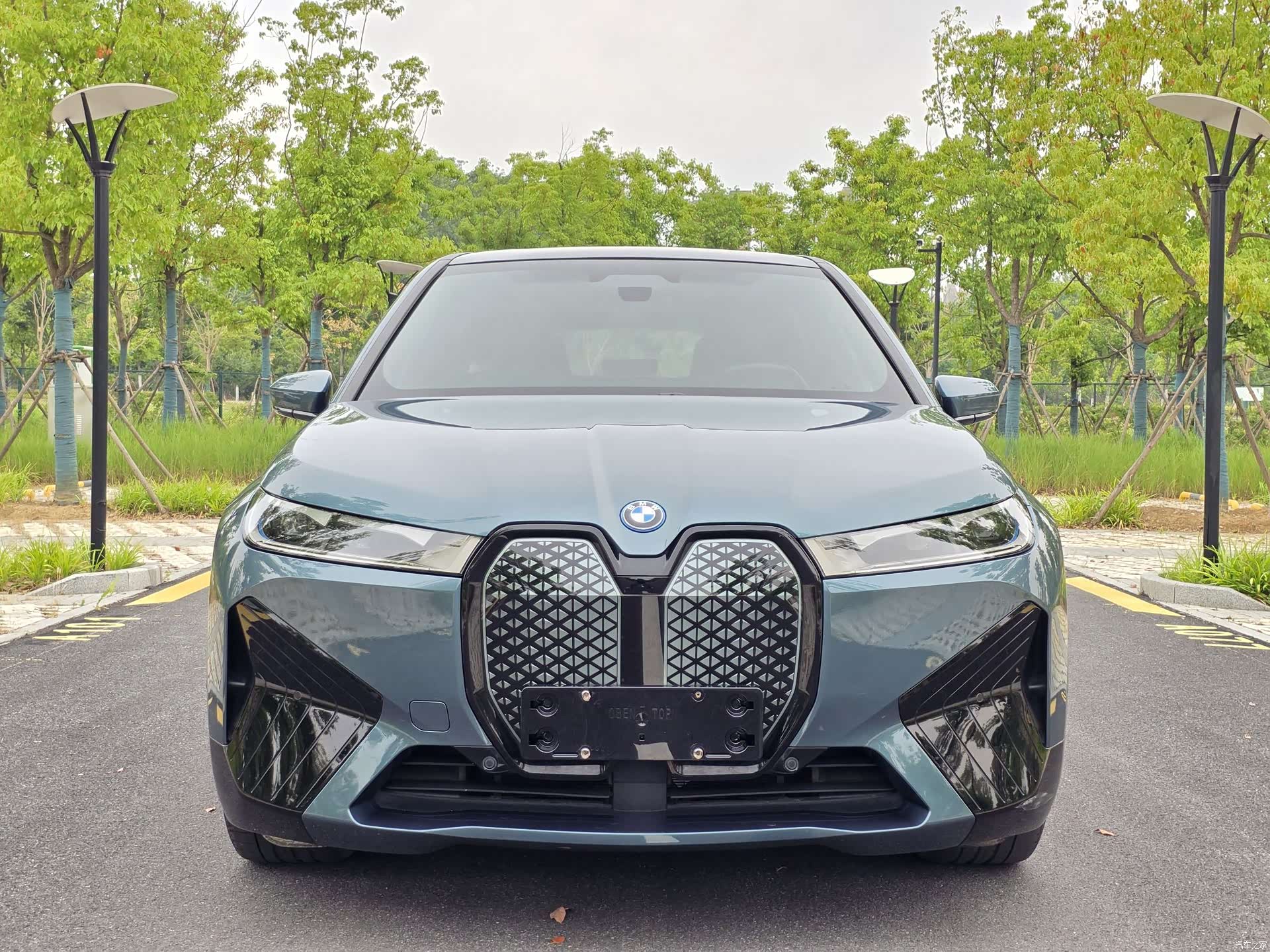 BMW iX, 2022 2