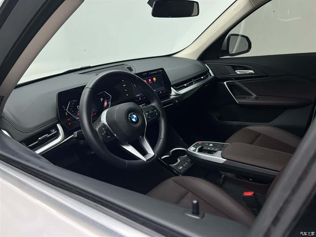BMW X1, 2023 13