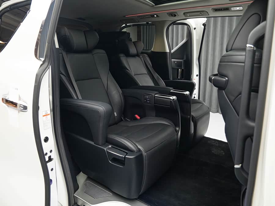 Toyota Vellfire 2019, фото 20