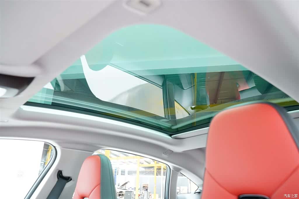 BMW 2 Series, 2025 7
