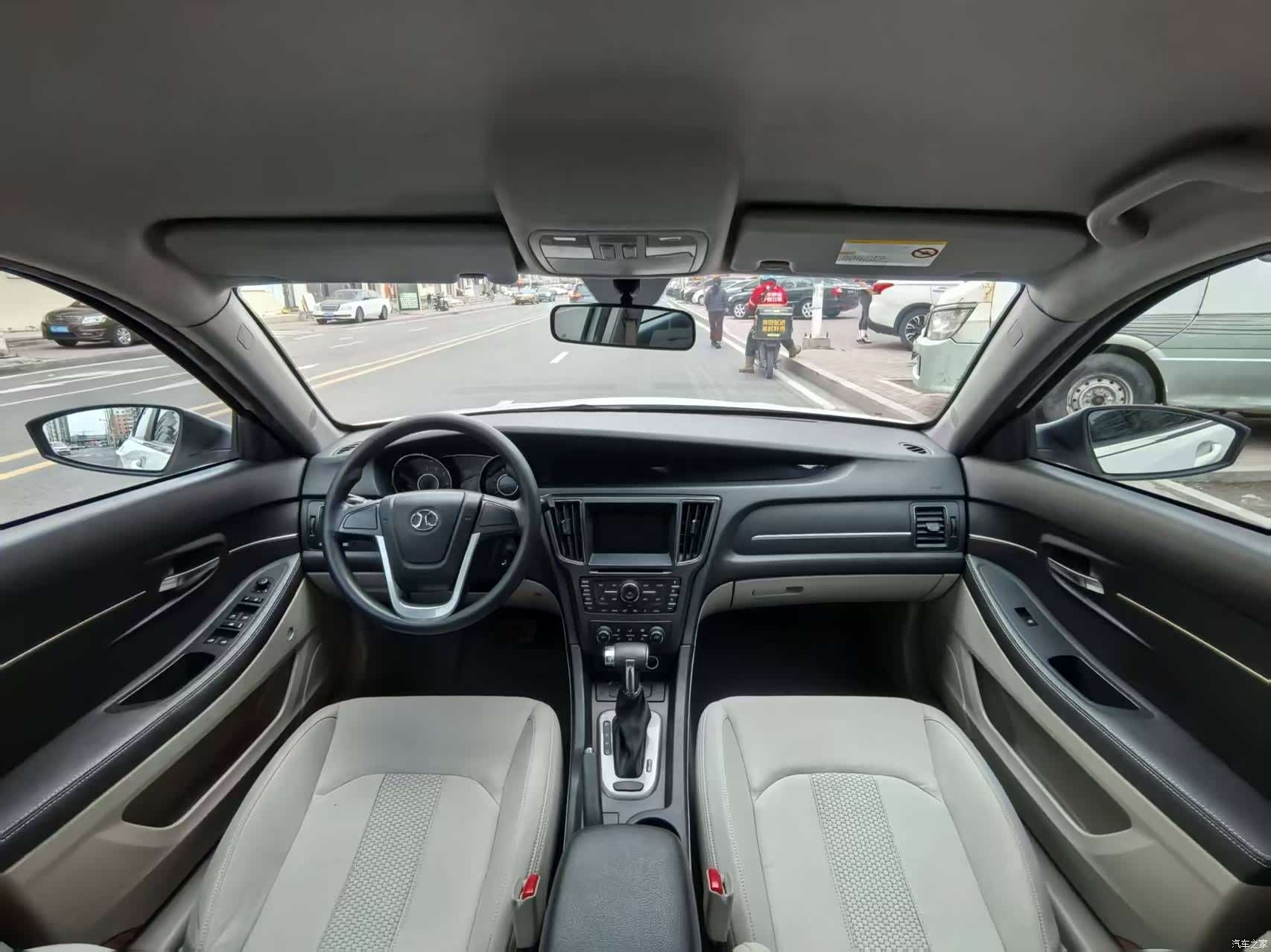 BAIC D50, 2015 7