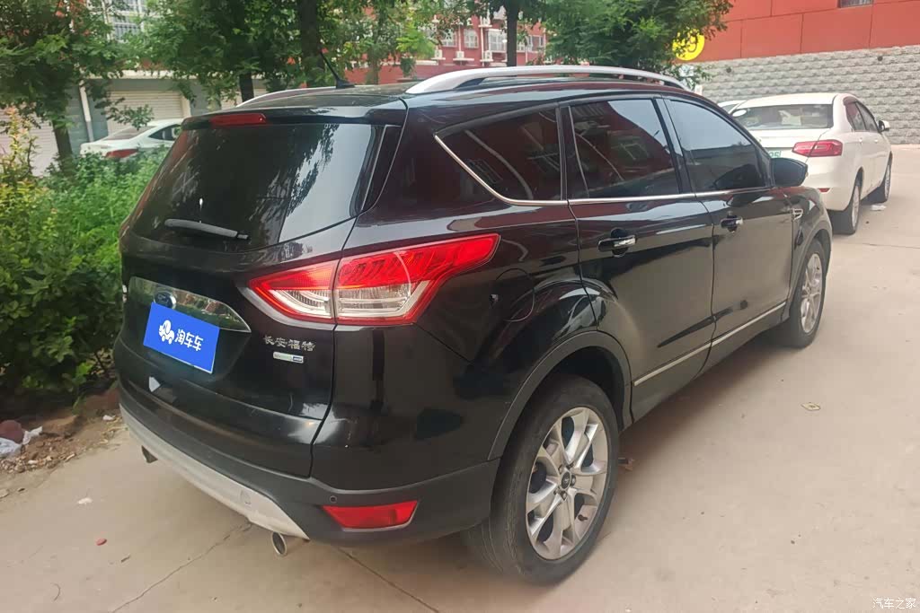 Ford Kuga, 2014 3