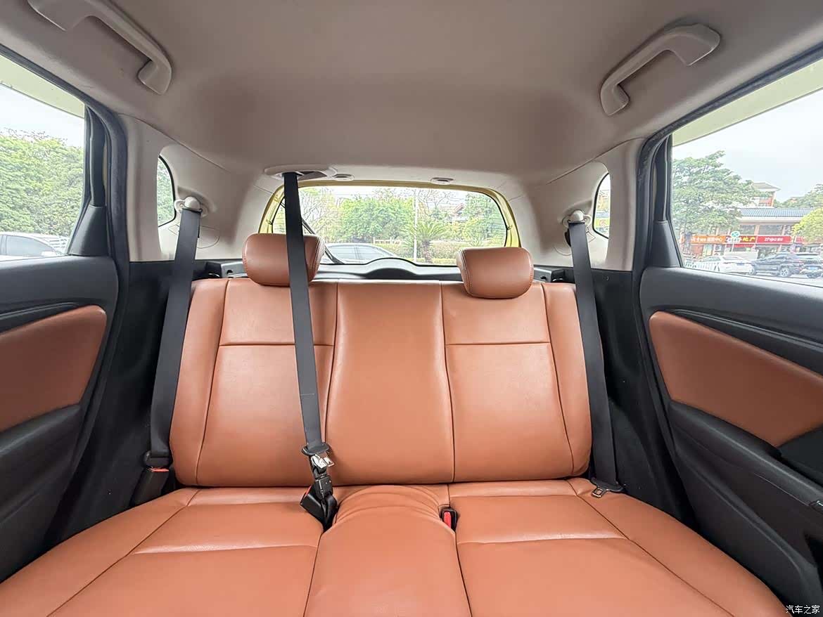 Honda Fit, 2016 12