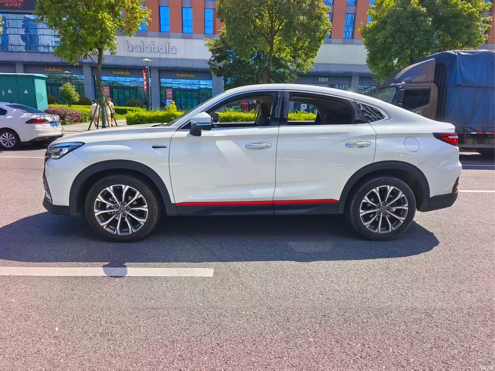 Changan CS85, 2022 9
