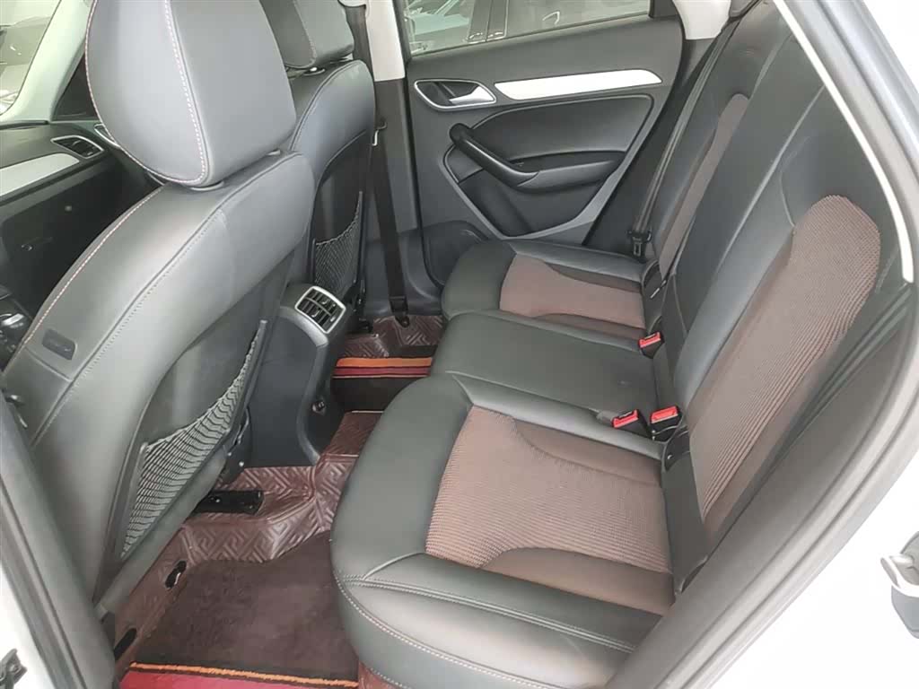 Audi Q3, 2019 24