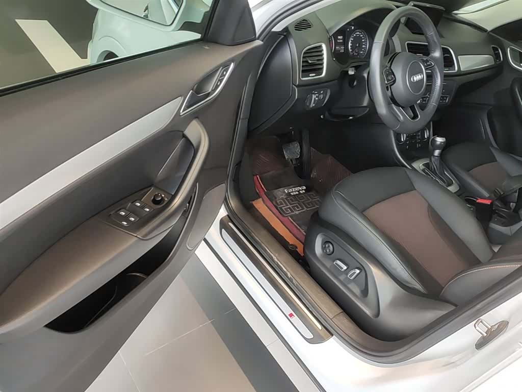 Audi Q3, 2019 23
