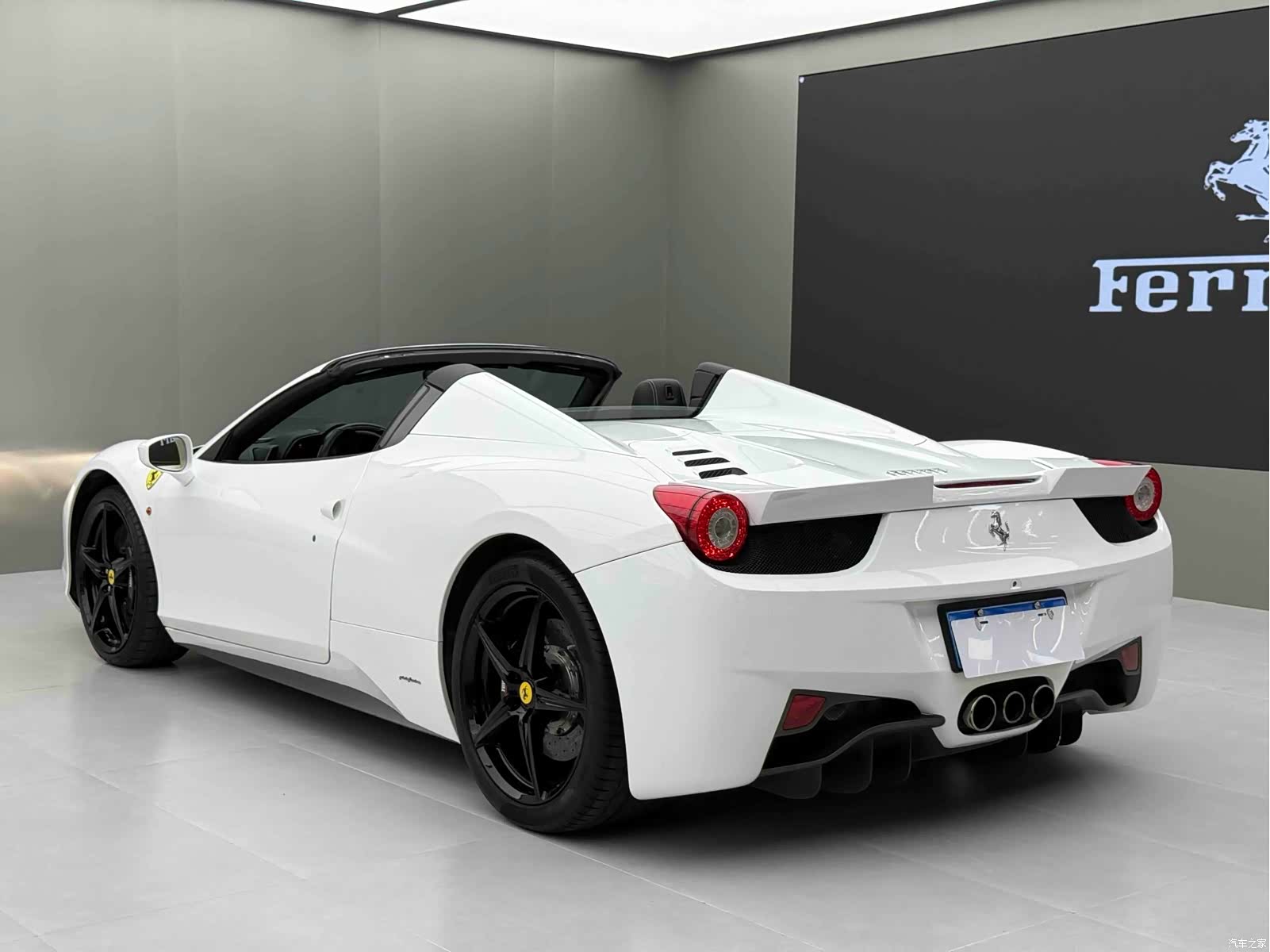 Ferrari 458, 2013 6