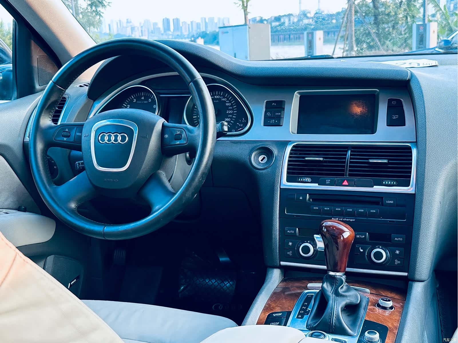 Audi Q7, 2008 12