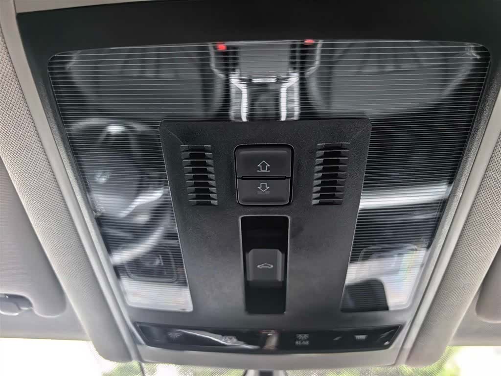 Volkswagen Passat, 2024 18