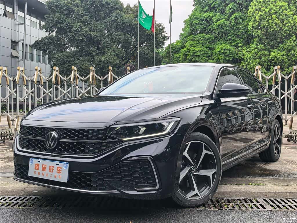 Volkswagen Passat, 2024 1