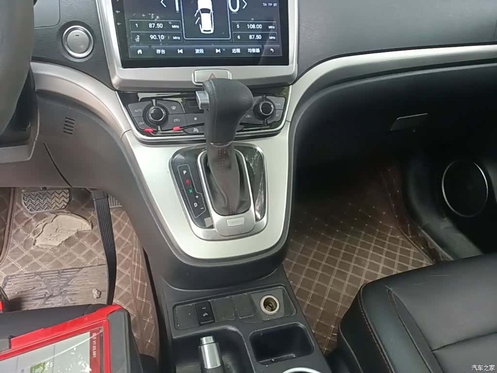Haval M6, 2017 14