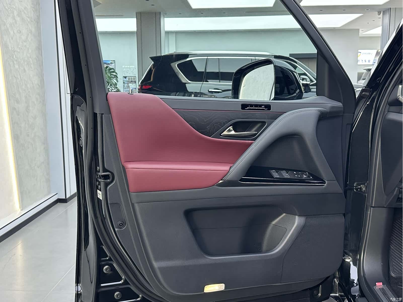 Lexus LX, 2024 16