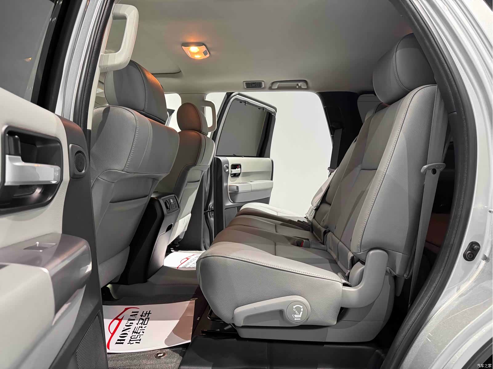 Toyota Sequoia, 2024 17