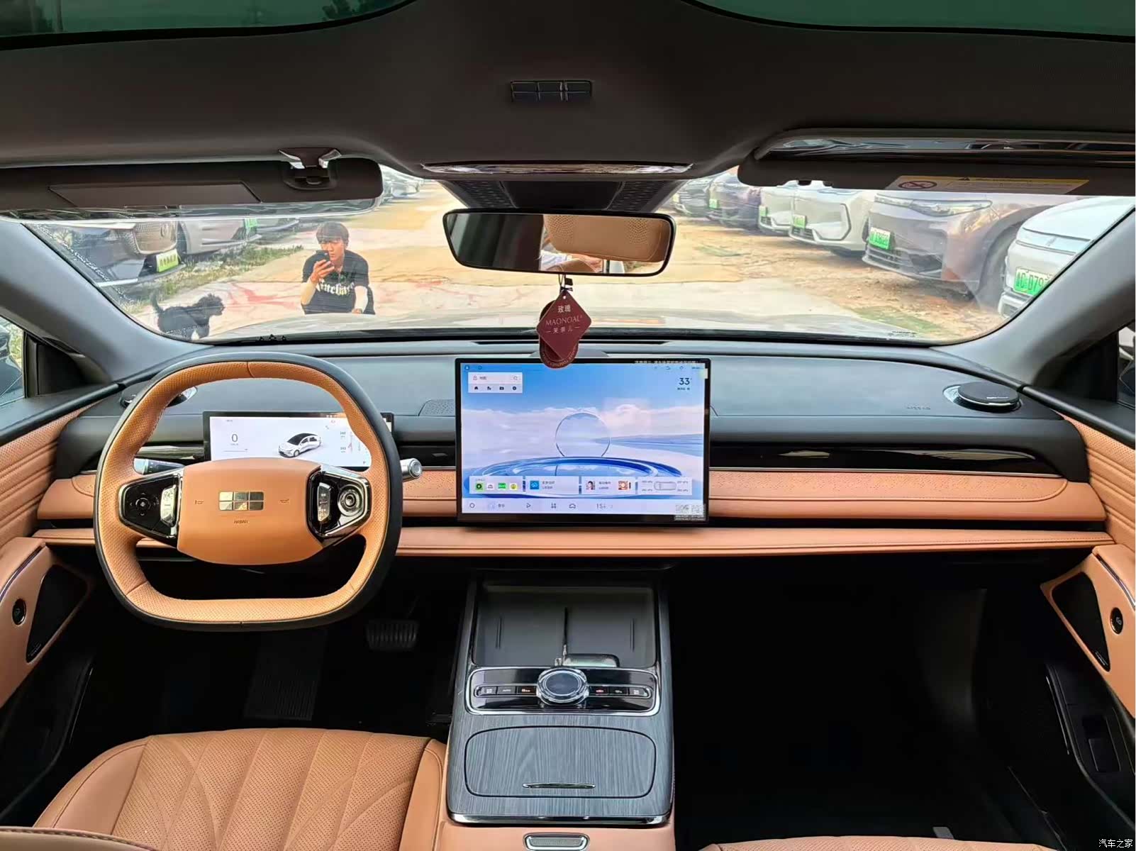 Geely 8, 2025 6