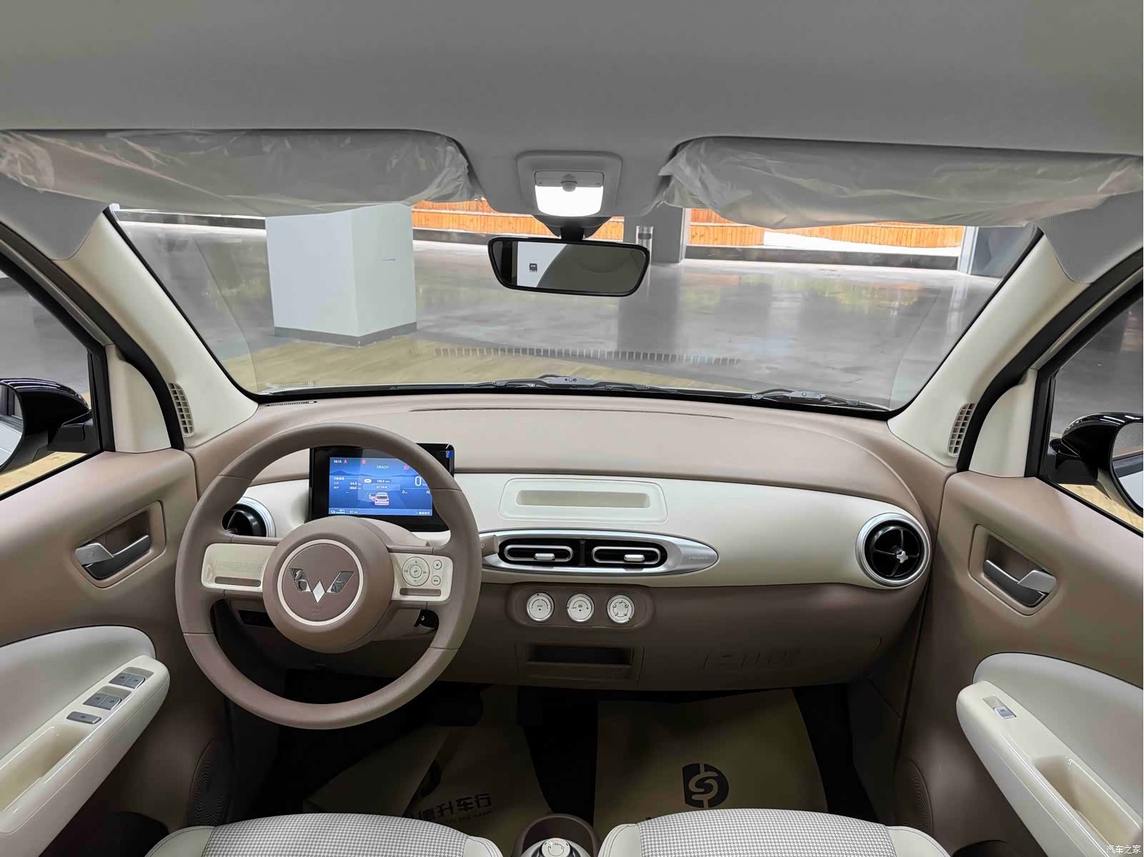 Wuling MINIEV, 2025 12