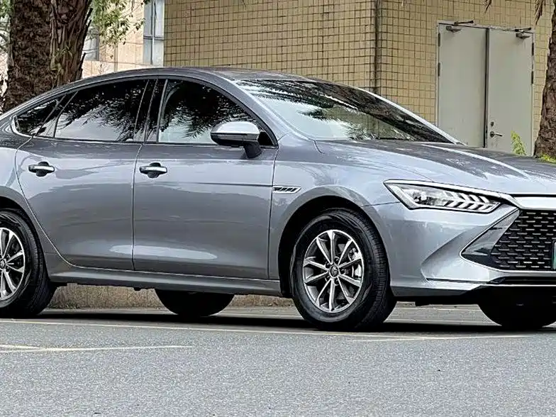 BYD Qin Yuan BYD Qin Yuan