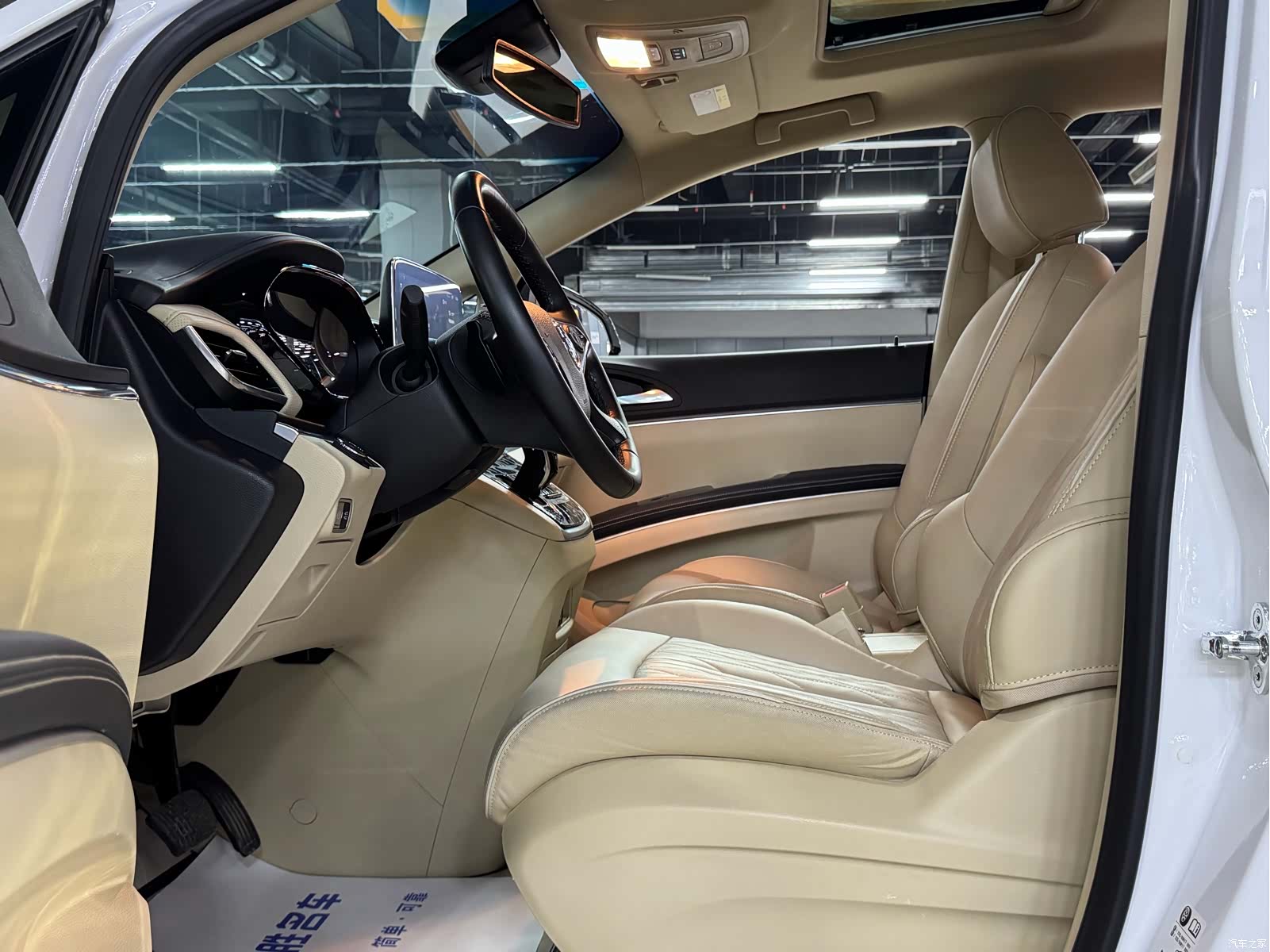 Buick GL8, 2024 8