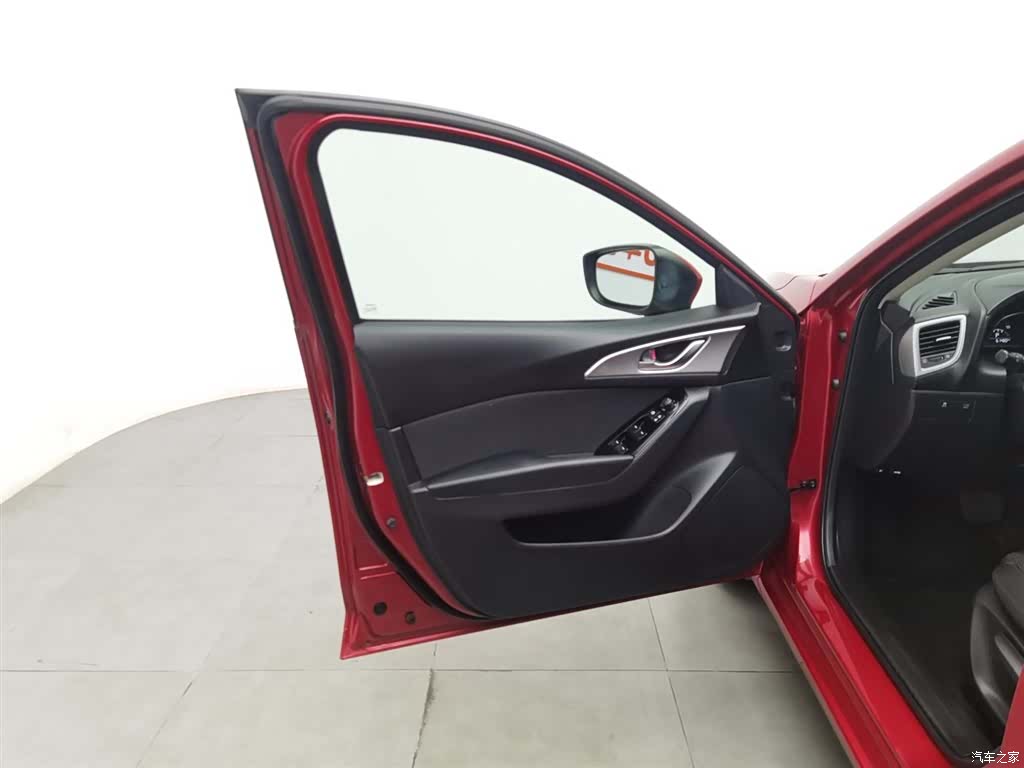 Mazda Mazda3, 2018 8