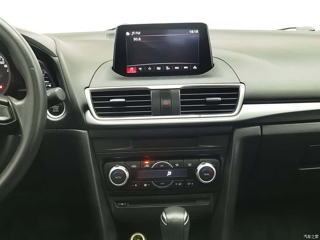 Mazda Mazda3, 2018 12