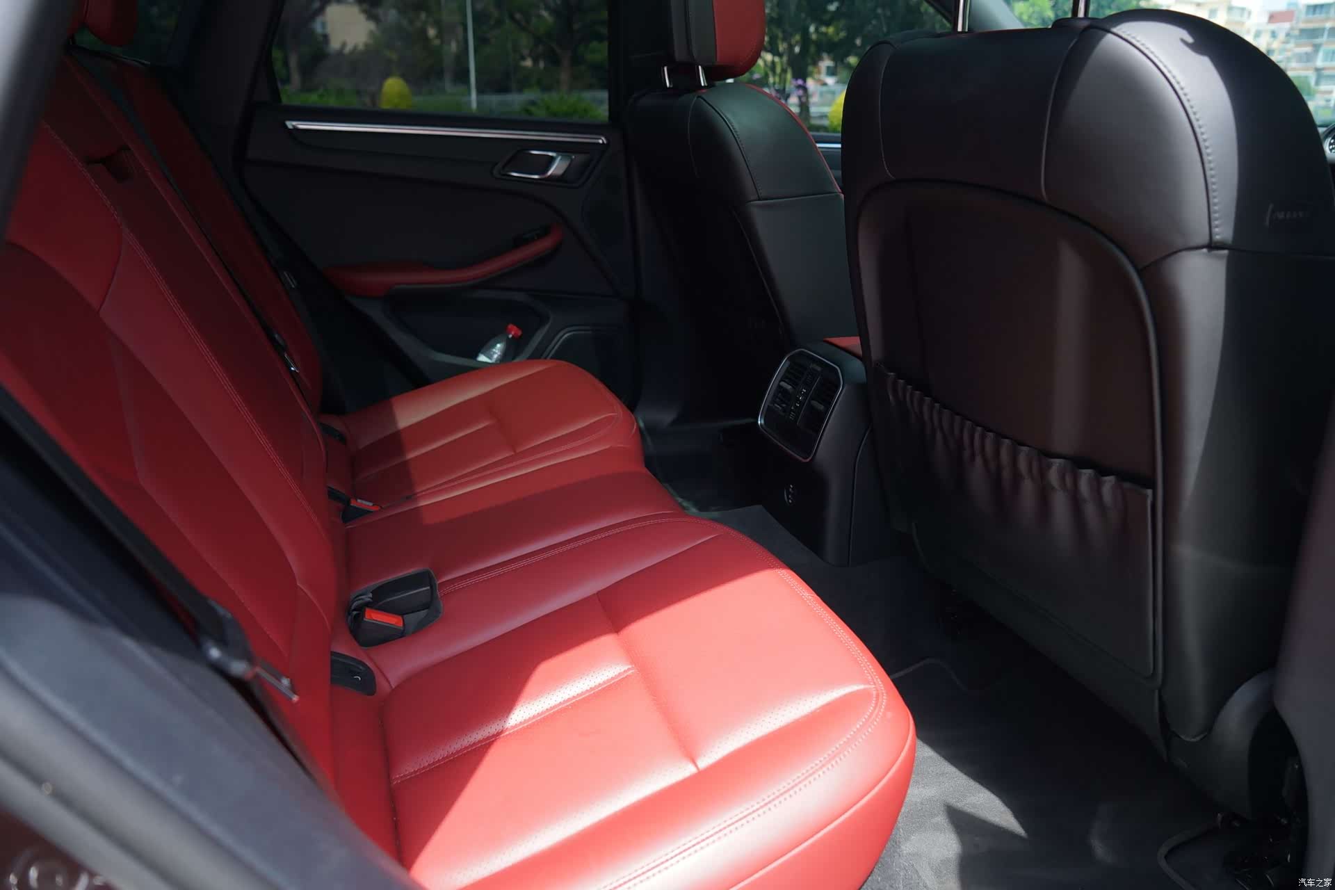 Porsche Macan, 2023 7