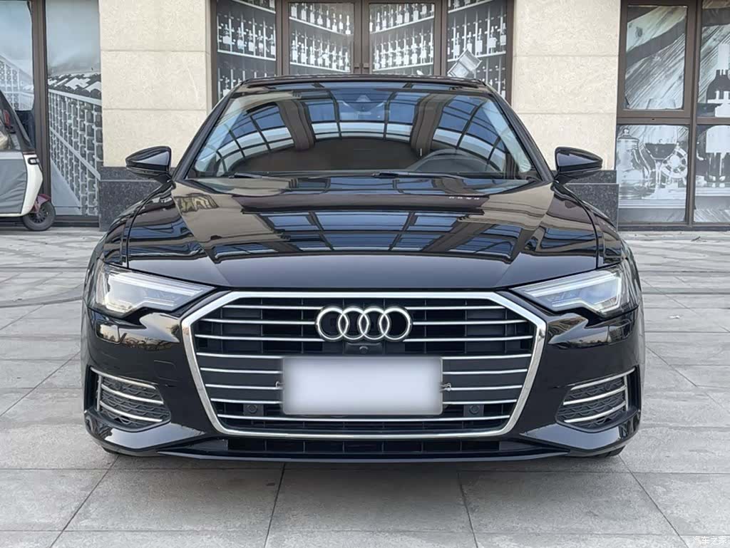 Audi A6L, 2019 все фото