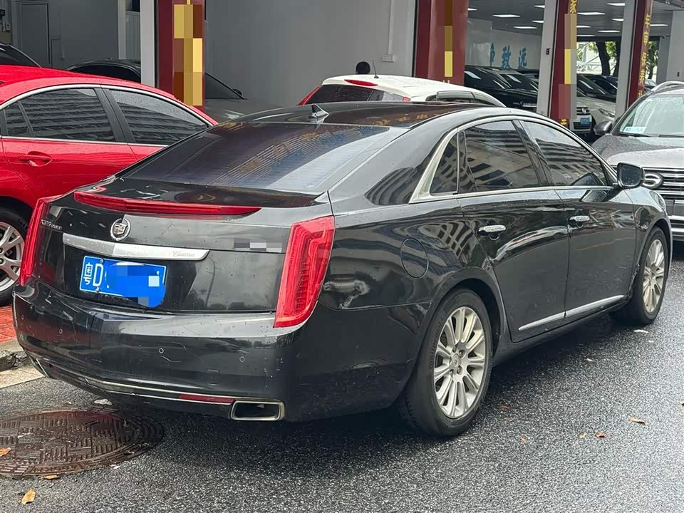 Cadillac XTS