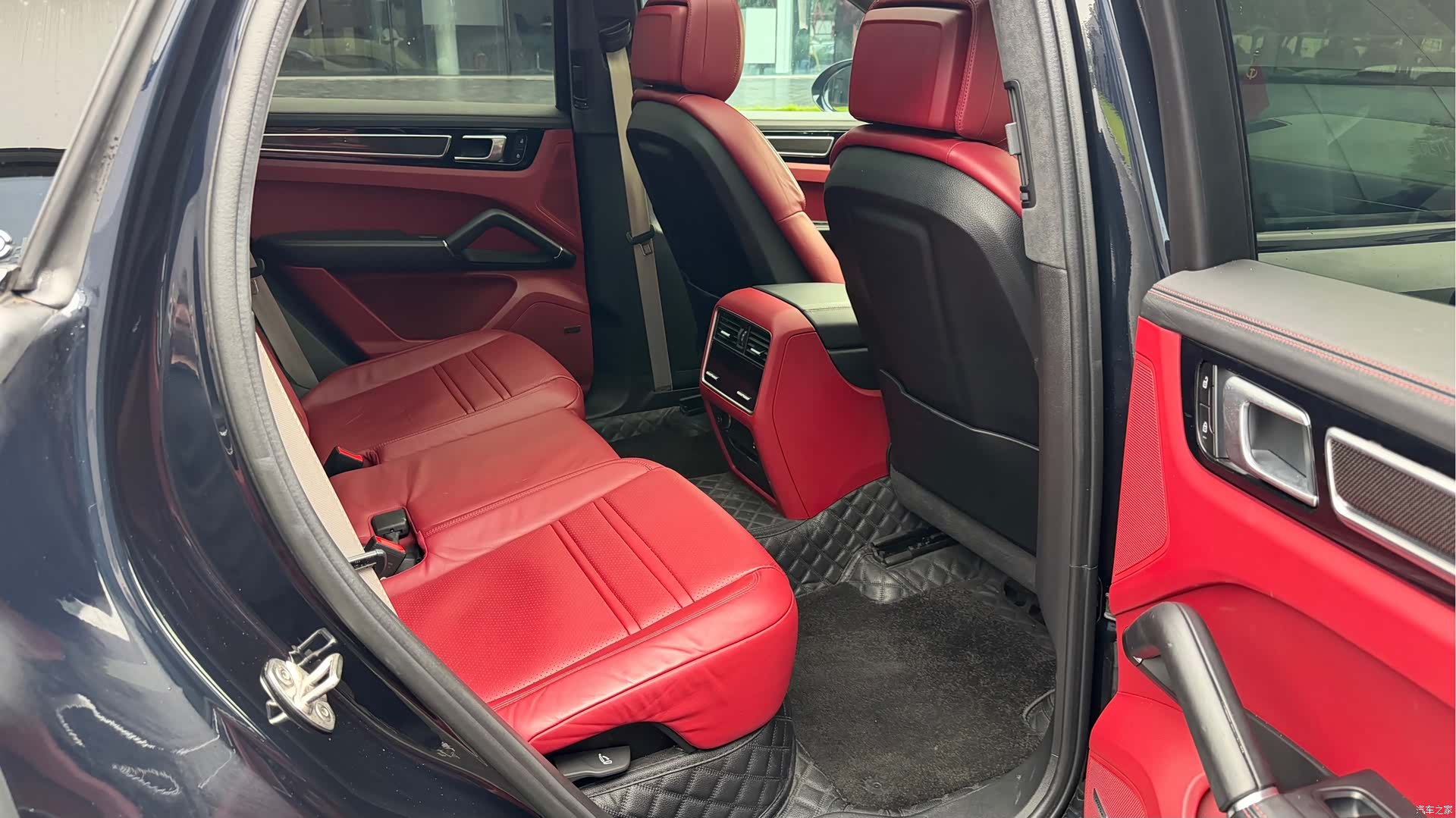 Porsche Cayenne, 2022 14