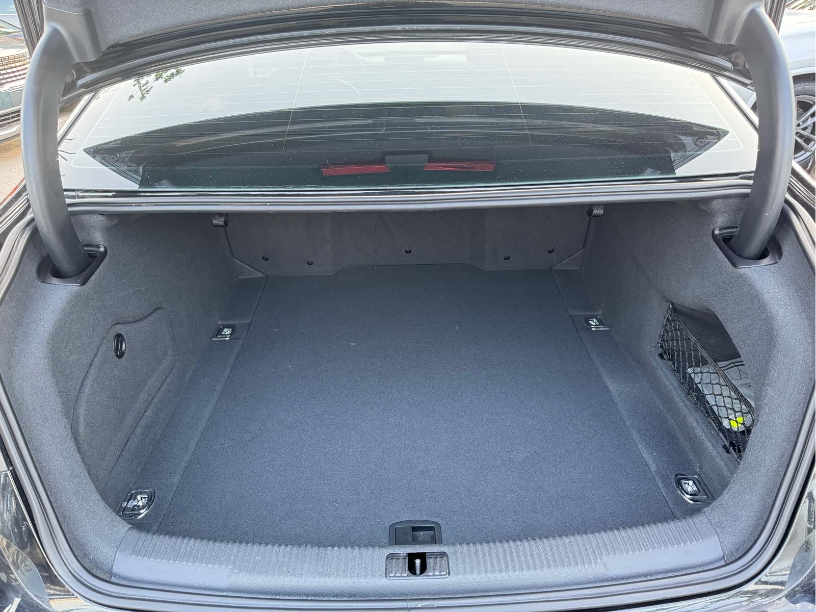 Audi A6L, 2018 14