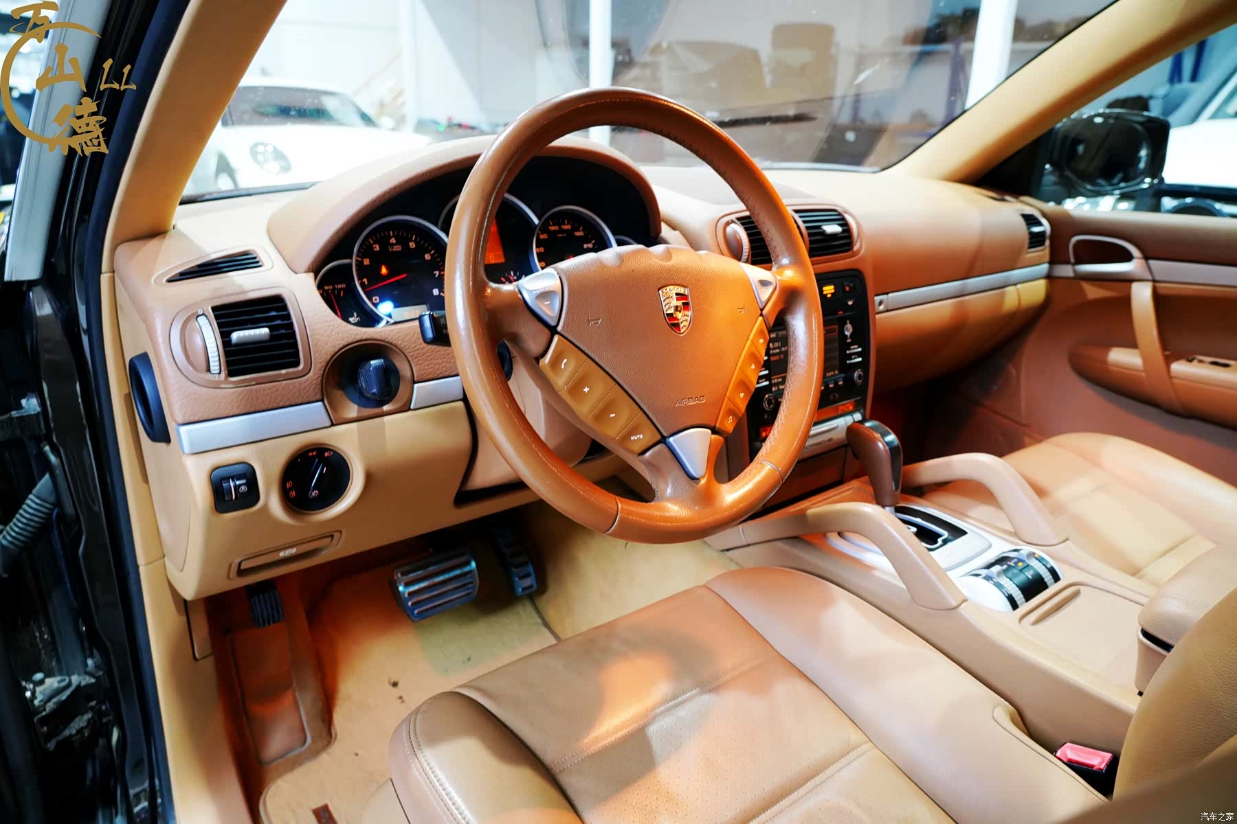 Porsche Cayenne, 2010 11