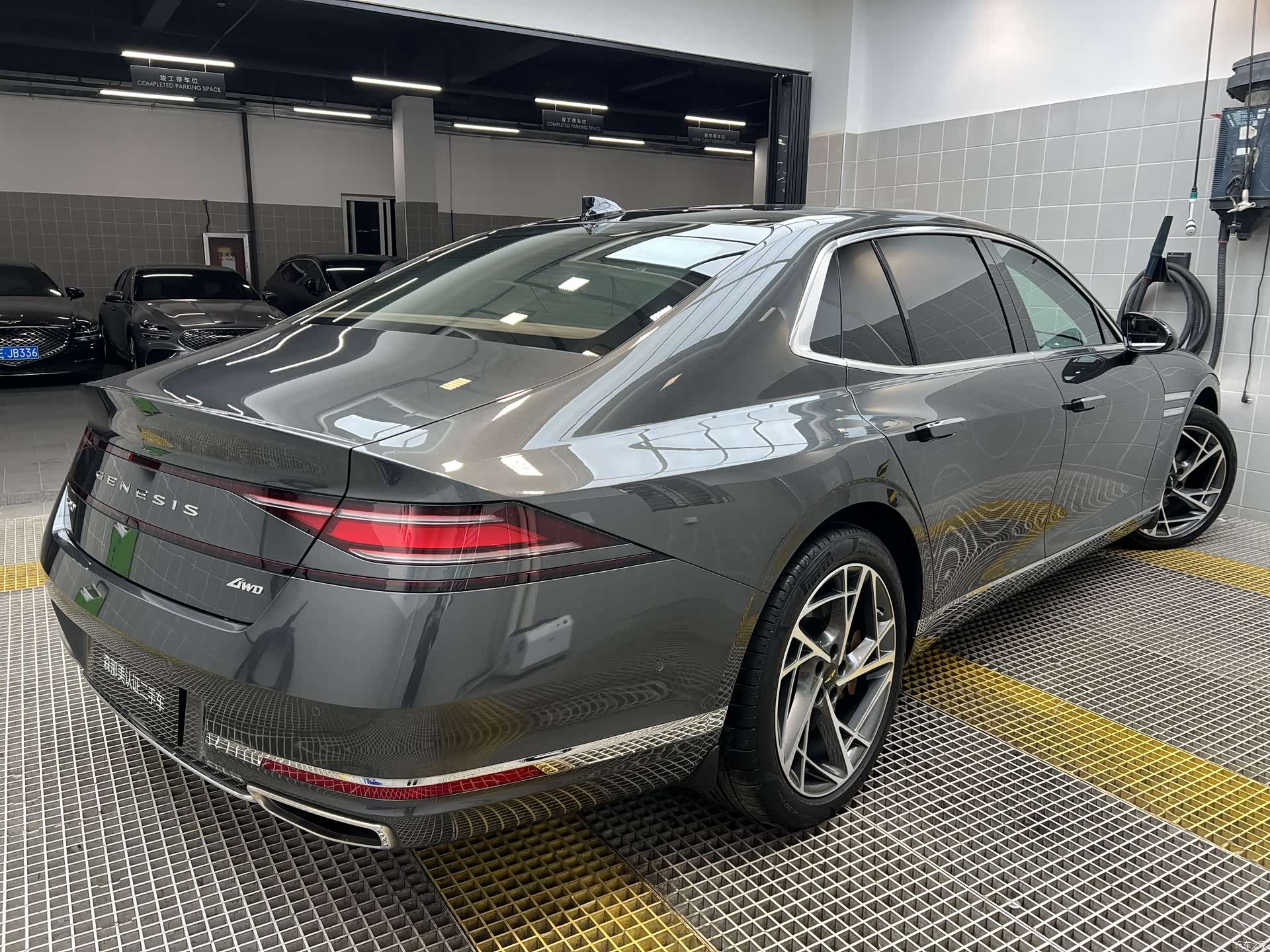 Genesis G90, 2024 4