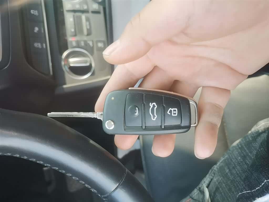 Audi Q3, 2016 9