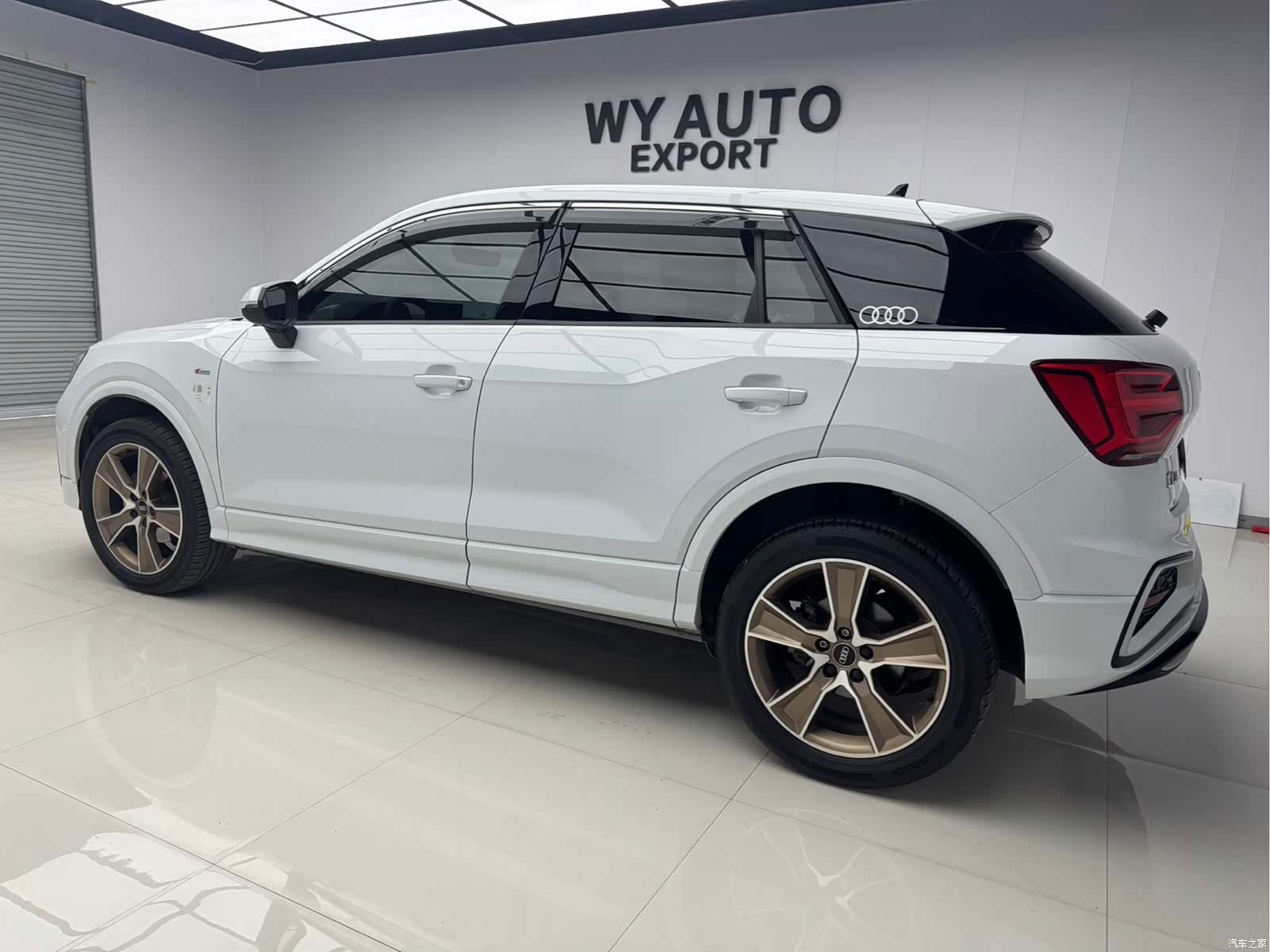 Audi Q2L, 2022 4