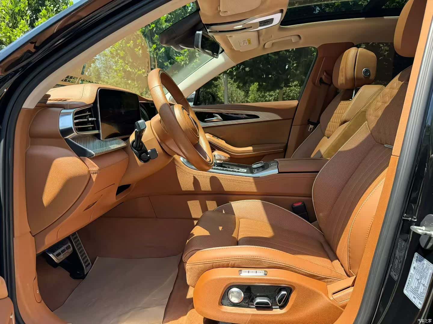 Hongqi H9, 2022 4