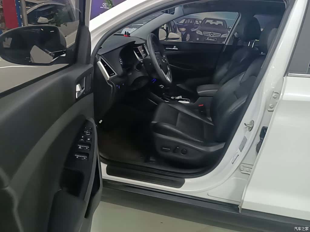 Hyundai Tucson, 2017 16