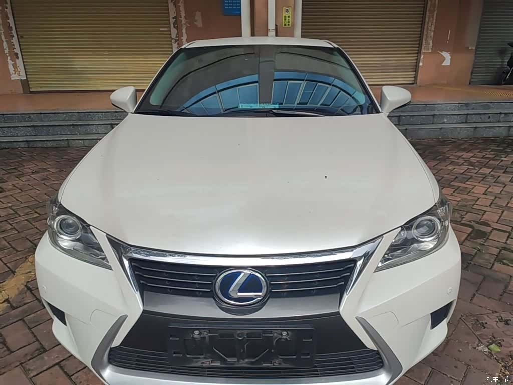 Lexus CT, 2017 3