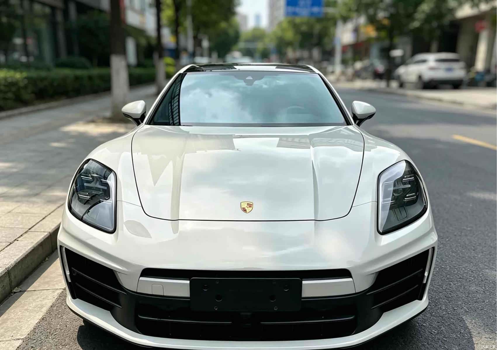 Porsche Panamera, 2025 2