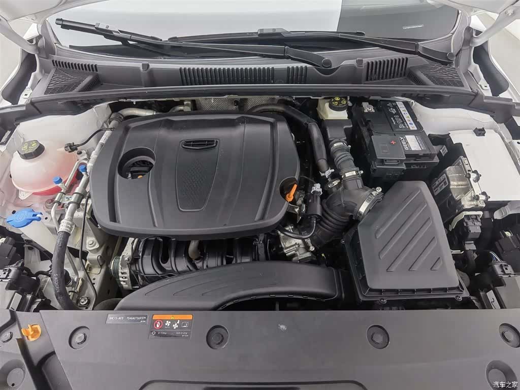 Geely Emgrand, 2025 6